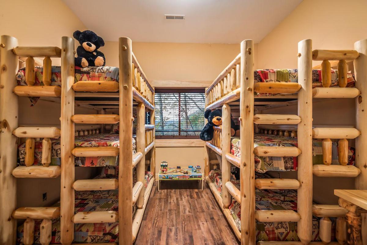 Tanglewood Mountain Lodge By Stony Brook Cabins セバービル エクステリア 写真