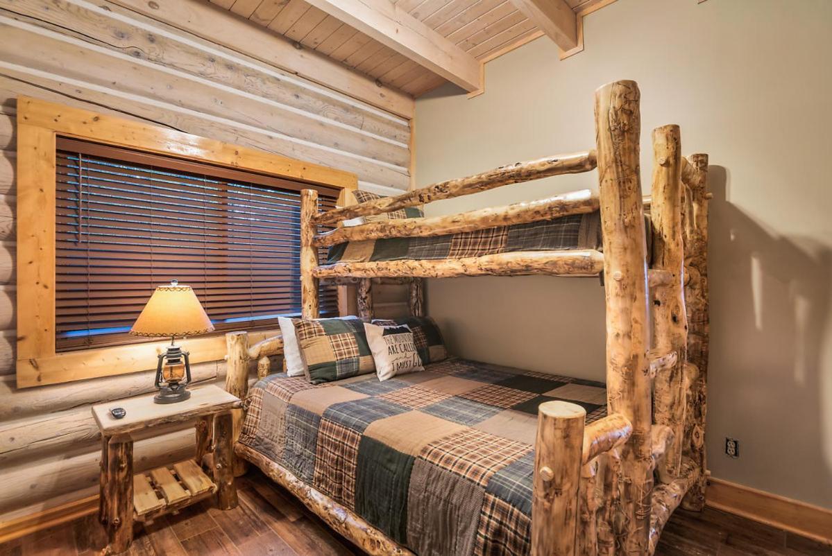 Tanglewood Mountain Lodge By Stony Brook Cabins セバービル エクステリア 写真